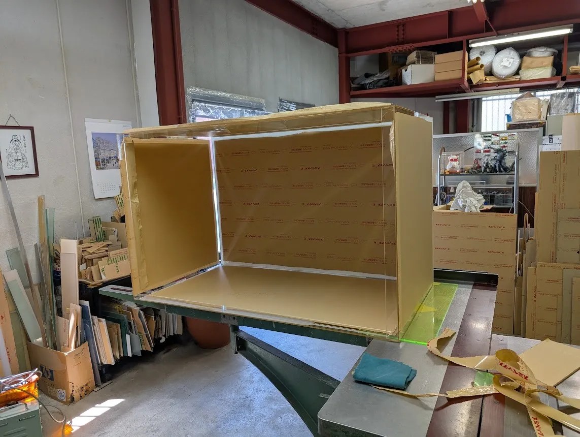ペット用アクリル製品 | アクリルケースのオーダーメイドなら有限会社